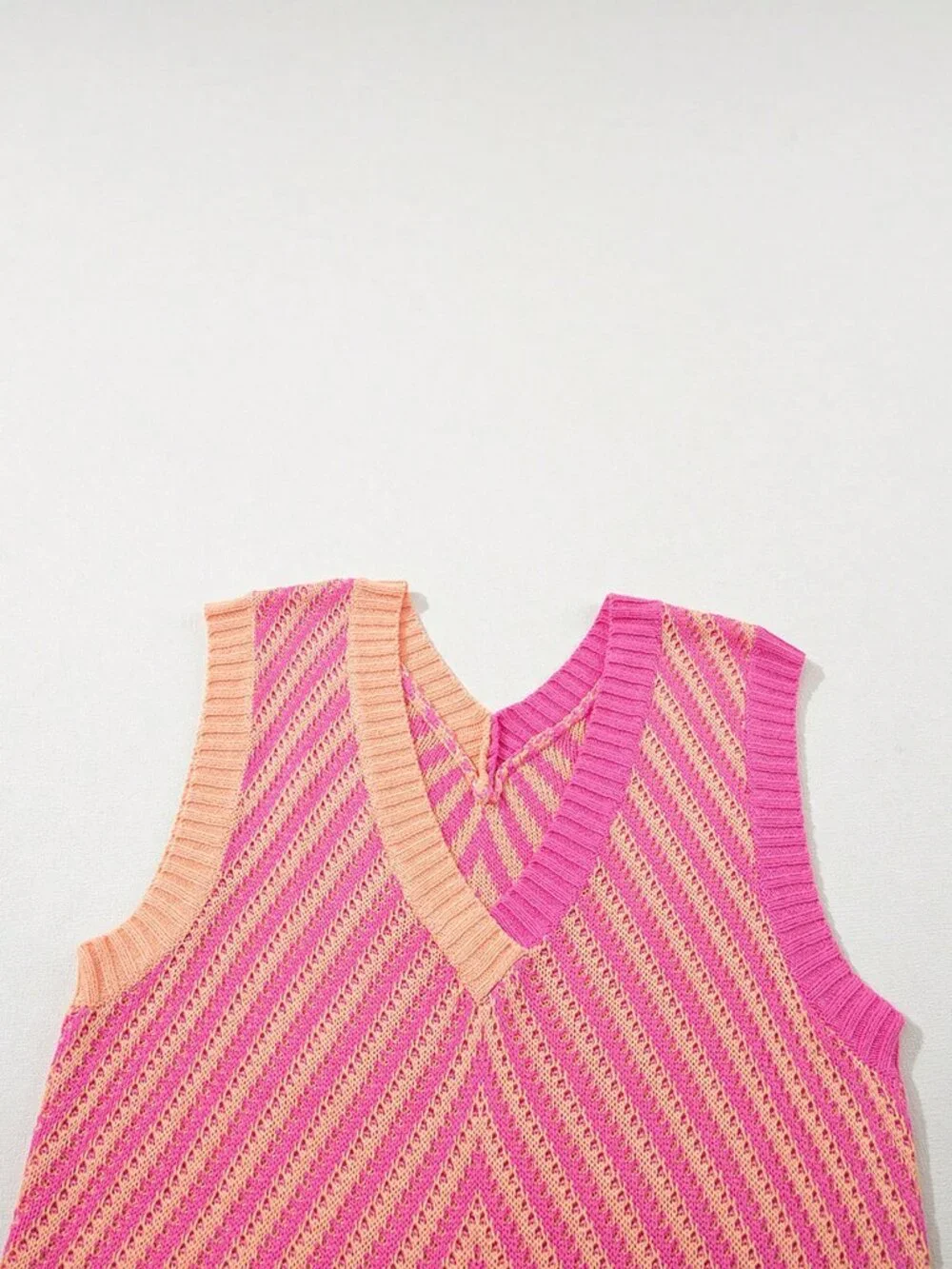 Multicolor Casual Women's Sleeveless V-Neck Striped Knit Vest